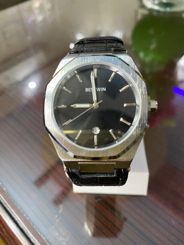 BESTWIN watch with black tile and black leather strips dirt working